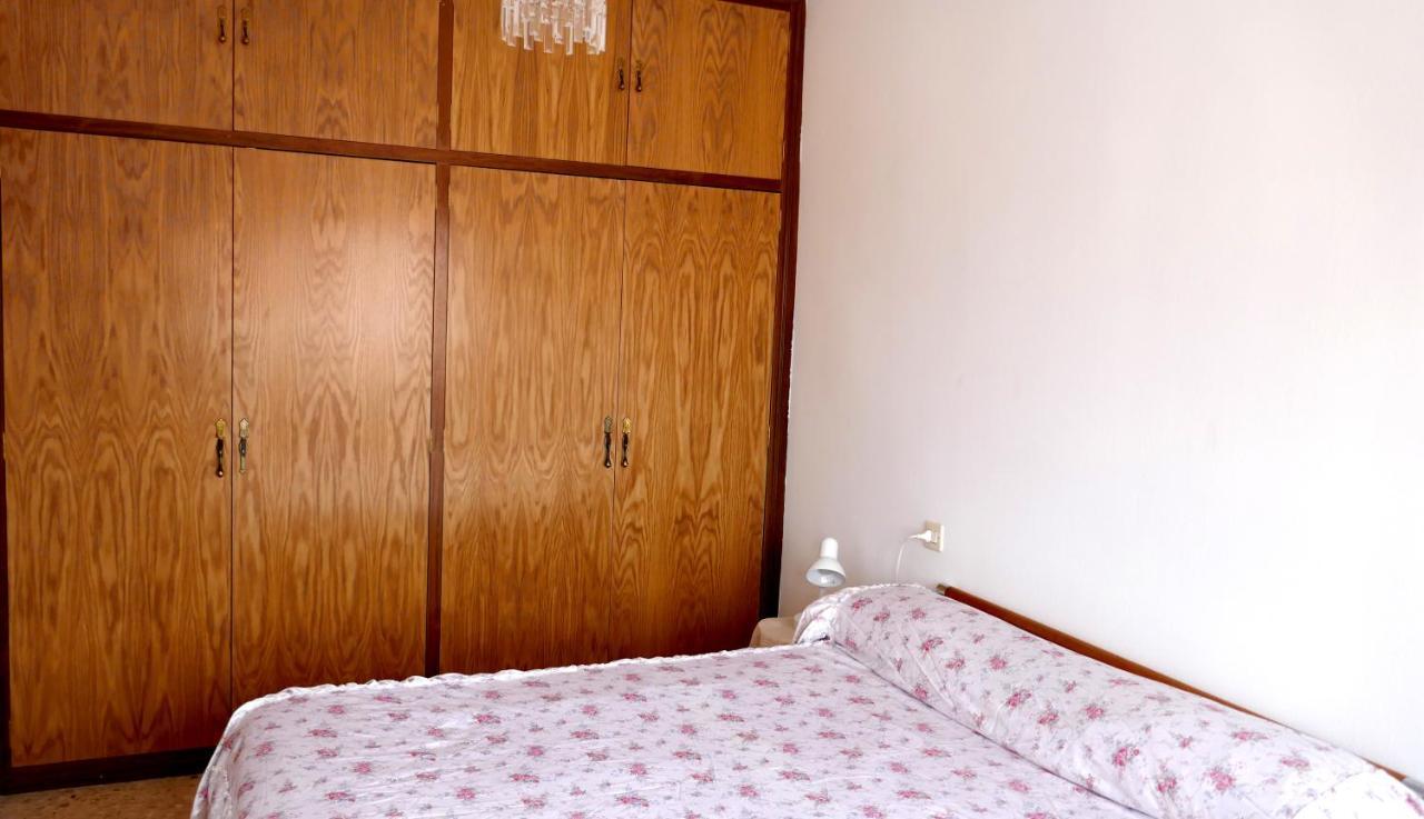 Casa Soleada En Calle Tranquila Dom wakacyjny Sewilla