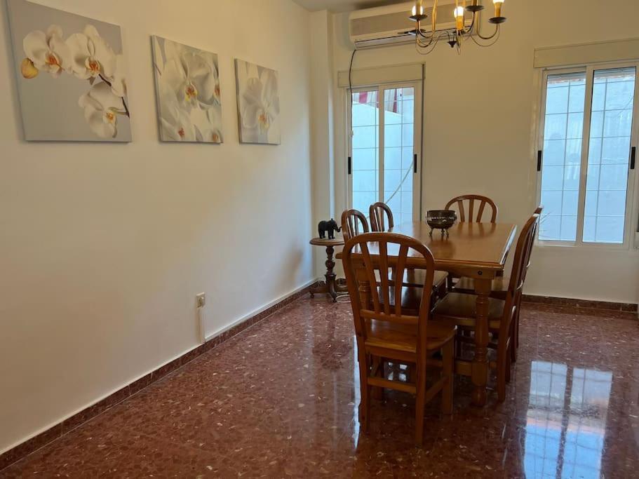 Dom wakacyjny Casa Soleada En Calle Tranquila Sewilla