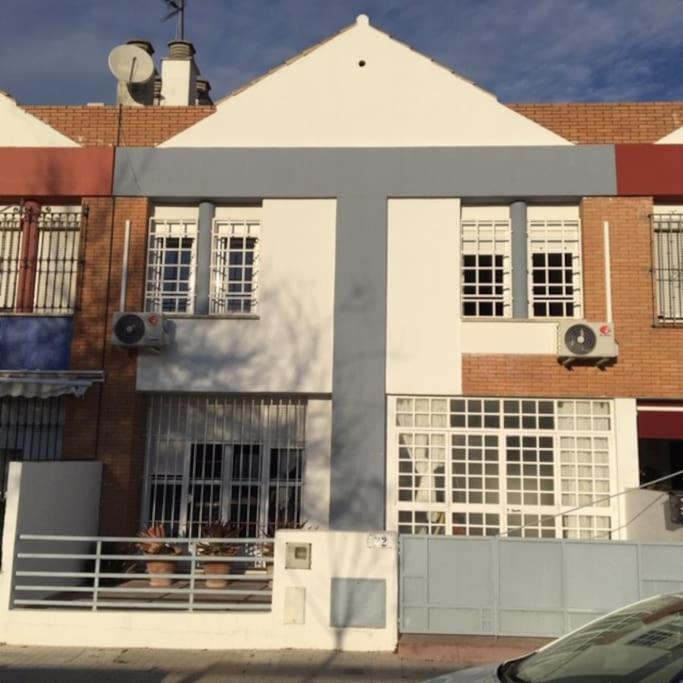 Casa Soleada En Calle Tranquila * Sewilla