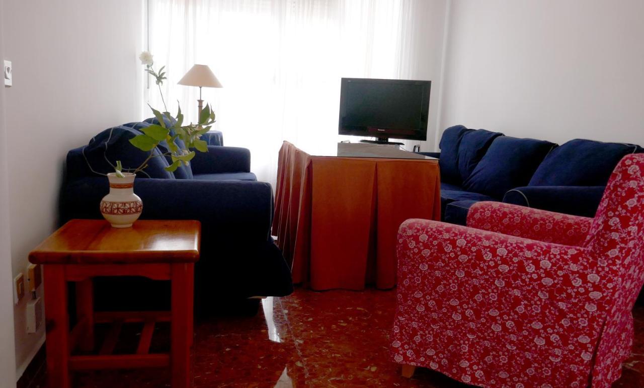Casa Soleada En Calle Tranquila Seville